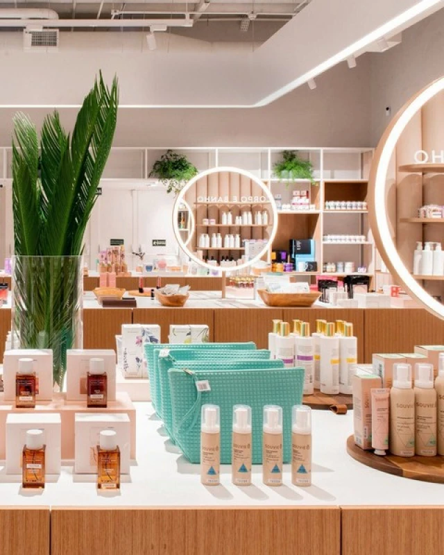 manutenção em lojas de shopping